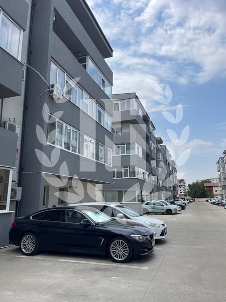 Sector 4, 3 camere, parcare si TVA incluse.